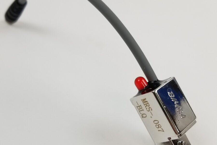 NEW LISTING! FREE EXPEDITED PRIORITY MAIL SHIPPING! Bimba MRS-.087-BLQ-17 Magnetic Sensor 24V 500MA M8 Connector 3-Wire LED NEW