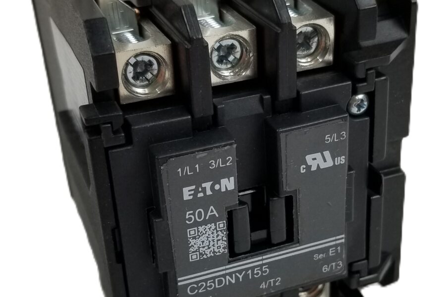 NEW LISTING! FREE EXPEDITED PRIORITY MAIL SHIPPING! EATON C25DNY155TL Definite Purpose Contactor 50A 250Vac 3Pole 24Vac Coil NEW