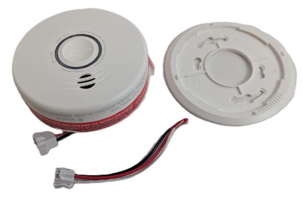 NEW LISTING! FREE EXPEDITED PRIORITY MAIL SHIPPING! Kidde P4010ACS-W Photoelectric Smoke Alarm with Voice & Wireless NEW