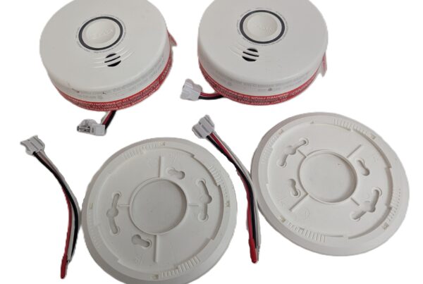 NEW LISTING! FREE EXPEDITED PRIORITY MAIL SHIPPING! 2pc Kidde P4010ACSCO-W Photoelectric Smoke/CO Alarm with Voice & Wireless NEW