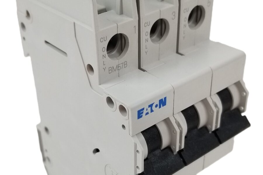 NEW LISTING! FREE EXPEDITED PRIORITY MAIL SHIPPING! EATON Cutler Hammer FAZ-B40/3-NA Circuit Breaker 40A 240/415Vac 3P Din Rail NEW