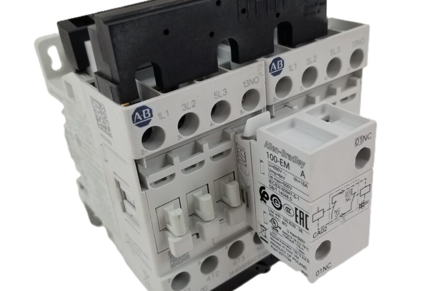 NEW LISTING! FREE EXPEDITED PRIORITY MAIL SHIPPING! Allen-Bradley 104-E12KJ22 Contactor Reversing 12A 3 Pole 2N.O – 2 N.C. NEW