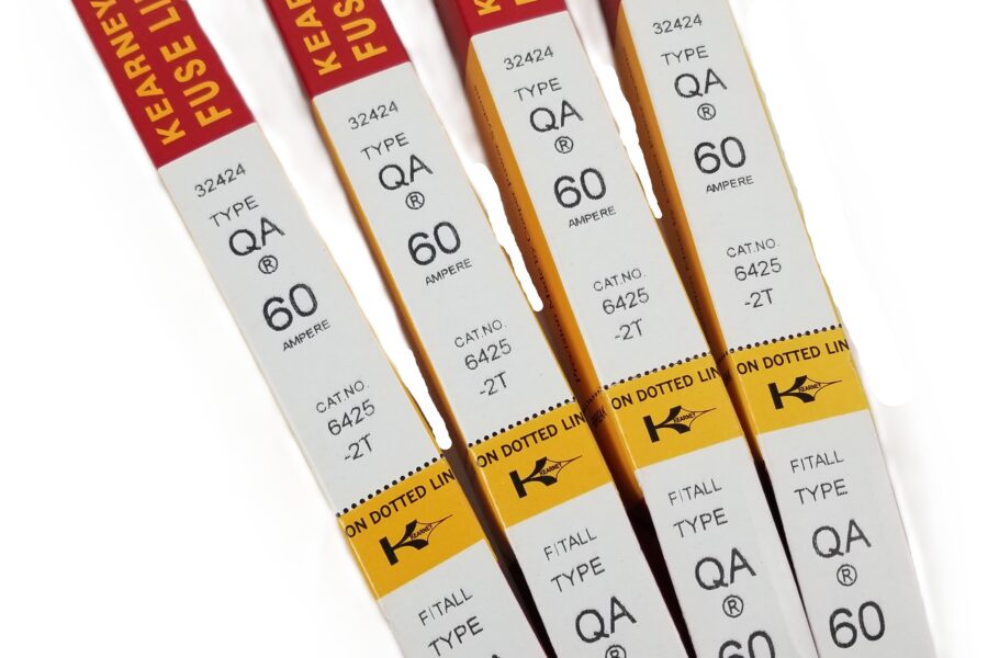 NEW LISTING! FREE EXPEDITED PRIORITY MAIL SHIPPING! 4 Eaton 6425-2T Cooper Power Series Fit-All Kearney Fuse Link Type QA 60A  NEW