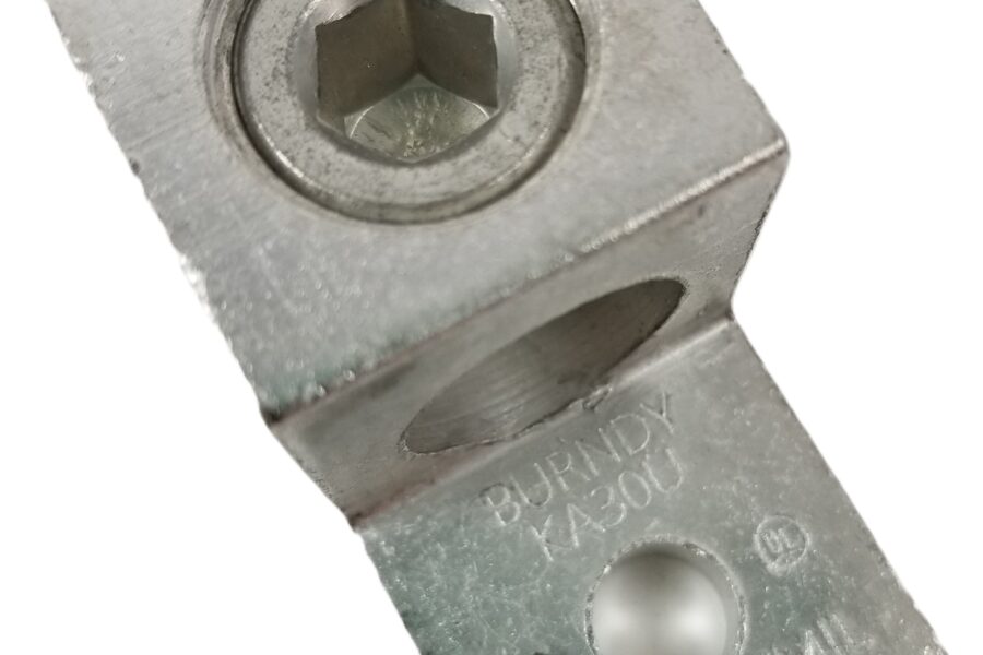 NEW LISTING! FREE EXPEDITED PRIORITY MAIL SHIPPING! 25 BURNDY KA30U One-Conductor Universal Terminal 6 AWG to 300kcmil 5/16 Stud NEW