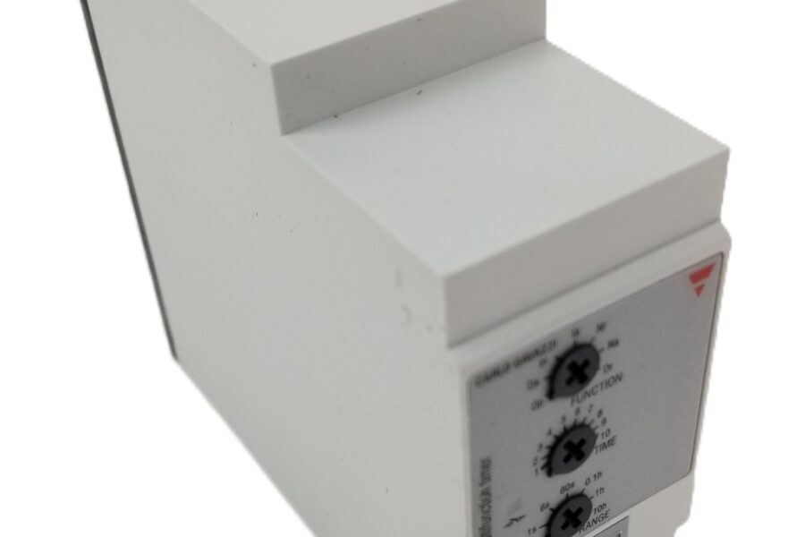 NEW LISTING! FREE EXPEDITED PRIORITY MAIL SHIPPING! Carlo Gavazzi PMC01D115 Time Delay Relay Mutlifunction Timer 115 VAC NEW