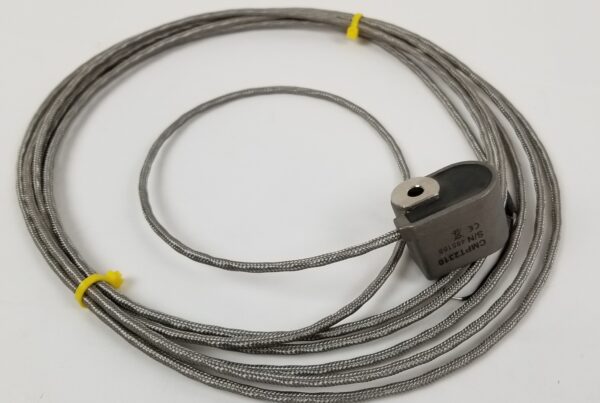 NEW LISTING! FREE EXPEDITED PRIORITY MAIL SHIPPING! SKF CMPT2310 Bearing Vibration Sensor Accelerometer 3-Pin Braided Cable NEW