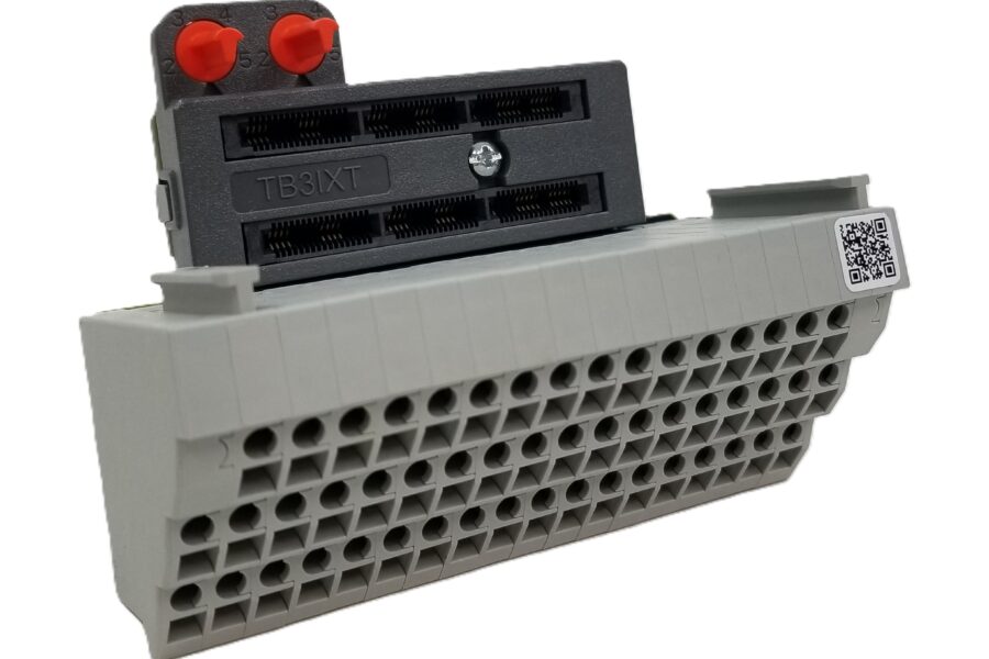 NEW LISTING! FREE EXPEDITED PRIORITY MAIL SHIPPING! Allen-Bradley 5094-RTB3IXT Isolated Screw Removable Terminal Block 10A 300V NEW