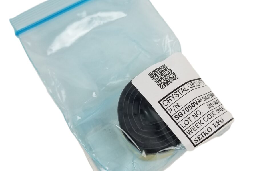 NEW LISTING! FREE EXPEDITED PRIORITY MAIL SHIPPING! 5pcs Seiko Epson SG7050VAN 200.000000M-KEGAB Crystal Clock Oscillator XTAL NEW