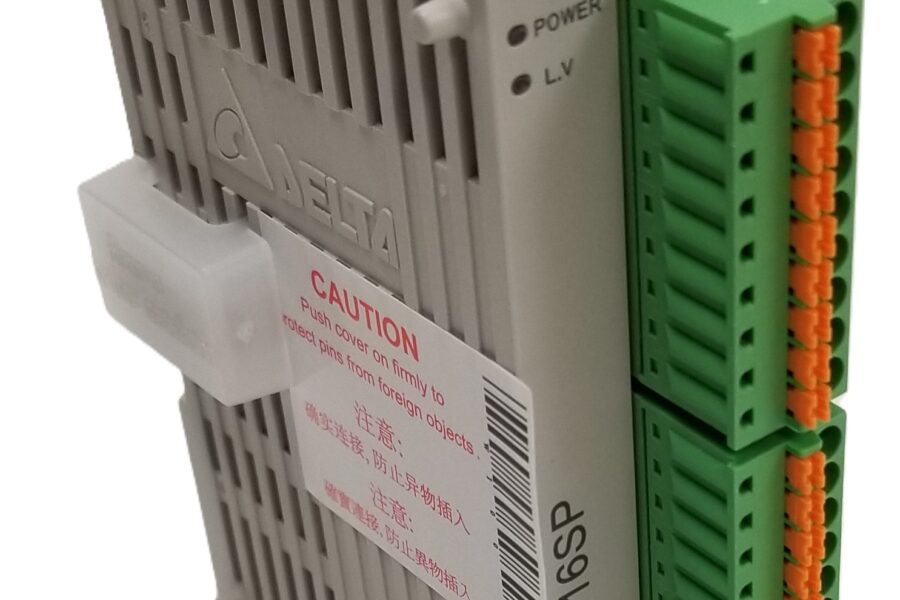 NEW LISTING! FREE EXPEDITED PRIORITY MAIL SHIPPING! Delta Electronics DVP16SP11RF Digital I/O Expansion Module NEW