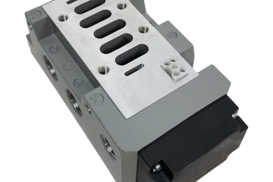 NEW LISTING! FREE EXPEDITED PRIORITY MAIL SHIPPING! Parker PS421119CCP Plug-in Single Subbase Size 3 (H3) 3/4″ NPT NEW