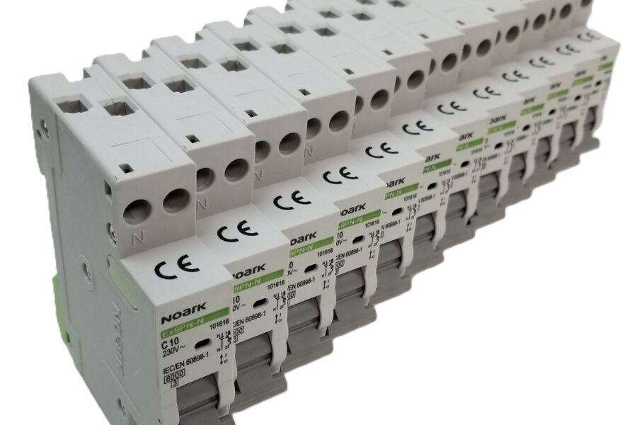 NEW LISTING! FREE EXPEDITED PRIORITY MAIL SHIPPING! 12 NOARK Ex9PN-N Circuit Breaker Miniature 16A 230Vac/48Vdc NEW