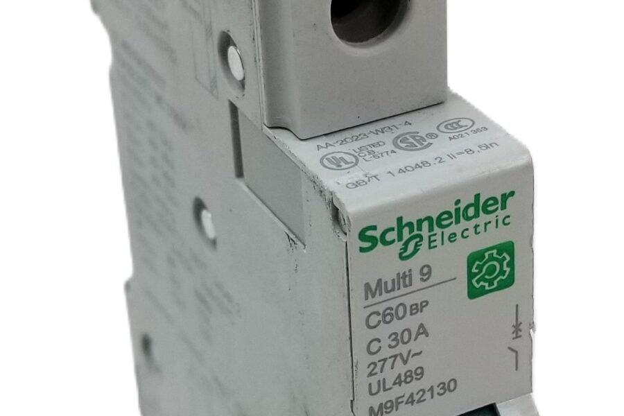 NEW LISTING! FREE EXPEDITED PRIORITY MAIL SHIPPING! Schneider Electric M9F42130 Mini Circuit Breaker Multi9 C60BP 1-Pole 30A NEW