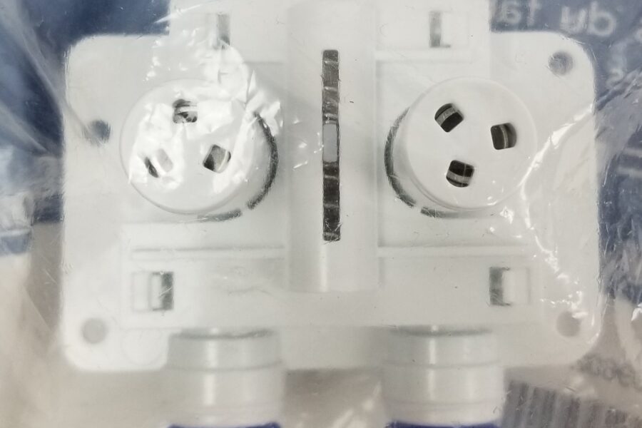 NEW LISTING! FREE SHIPPING! Genuine OEM Electrolux 242009602 Base Water Filter Replacement Part NEW