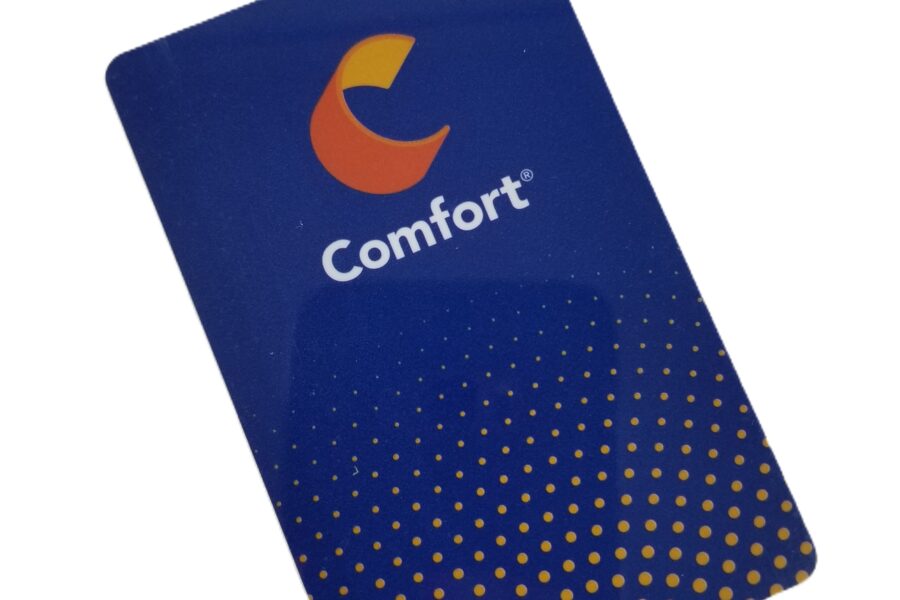 NEW LISTING! FREE EXPEDITED PRIORITY MAIL SHIPPING! 500pc Comfort S-KC-COM-1810 Magstripe Hotel Key Cards NEW