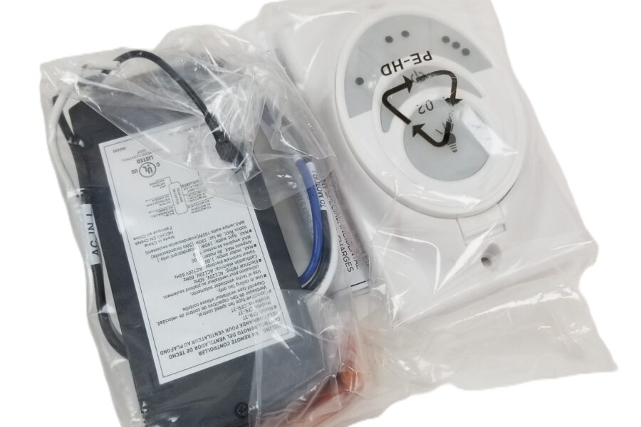 NEW LISTING! FREE SHIPPING! Kichler 371082 CoolTouch™ Handheld Control System Limited Function White NEW