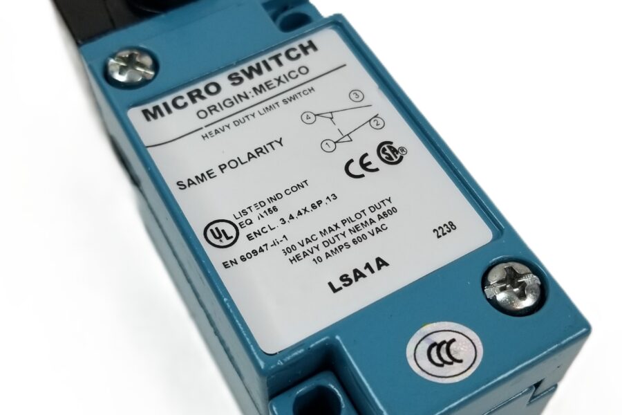 NEW LISTING! FREE EXPEDITED PRIORITY MAIL SHIPPING! HONEYWELL LSA1A Micro Switch Limit Switch Heavy Duty SPDT 600VAC 10A NEW
