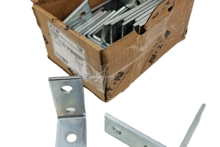 NEW LISTING! FREE SHIPPING! 25 EATON B104ZN Four Hole Corner Angle B-Line Series Zinc Plated Made In USA NEW