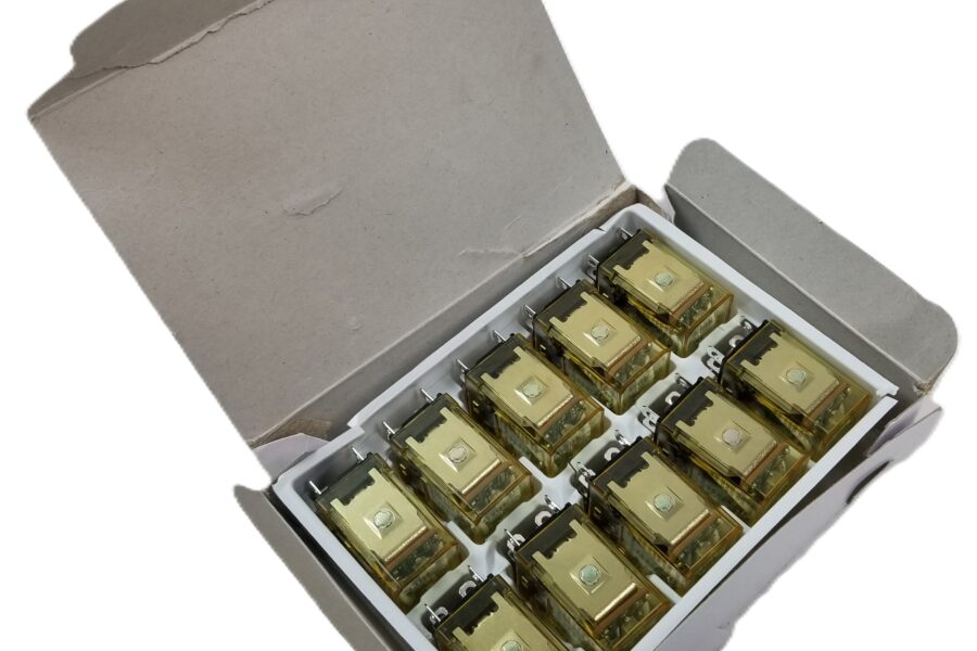 NEW LISTING! FREE SHIPPING! 10 IDEC RH2B-ULD DC24V Relay Plug-In DPDT-NO NC 10A 24Vdc Non-Latching w/LED NEW