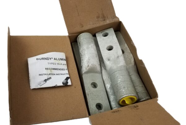 NEW LISTING! FREE SHIPPING! 8pcs BURNDY YA39A5 2Hole Lug Compression Connector Straight Barrel 750 KCMIL NEW