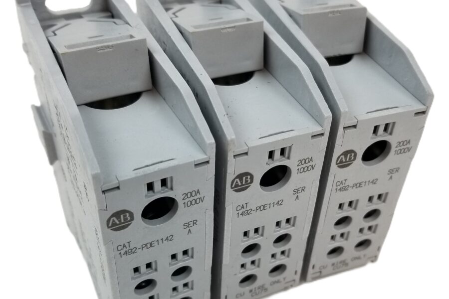 NEW LISTING! FREE SHIPPING! Allen-Bradley 1492-PDE1142 Enclosed Power Distribution Terminal Block 200A NEW