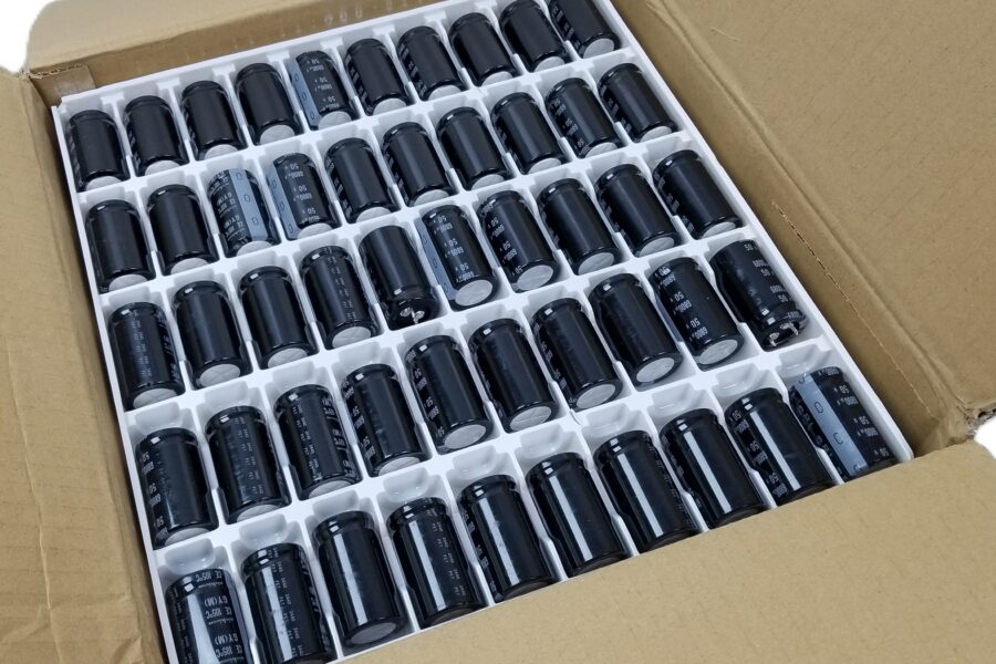 NEW LISTING! FREE SHIPPING! 250 Nichicon LGY1H682MELA45 Electrolytic Capacitor 6800uF 50V Radial Snap-In NEW