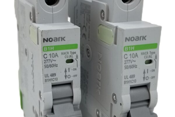 NEW LISTING! FREE SHIPPING! 2 NOARK B1H1C10 Circuit Breaker Thermomagnetic Miniature 1P 10A 277Vac/480VacNEW
