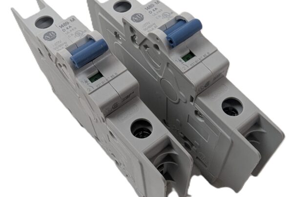 NEW LISTING! FREE SHIPPING! 2 Allen Bradley 1489-M1D040 Miniature Circuit Breaker 1Pole 4A 277V 50/60Hz NEW