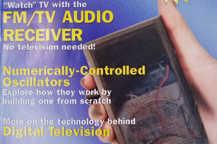 NEW LISTING! FREE SHIPPING! Poptronics Magazine October 2000 NumericallyControlled Oscillators FM/TV Receive