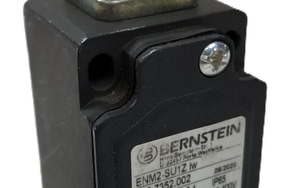 NEW LISTING! FREE SHIPPING! Bernstein ENM2-SU1Z iw Limit Switch Snap Action 1NO/1NC 10Amp 400V IP65 NEW