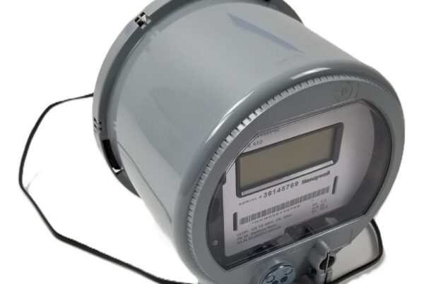 NEW LISTING! FREE SHIPPING! Focus Industries WT-12-100 Weatherproof Transformer 120V 100W Max 12V Output NEW