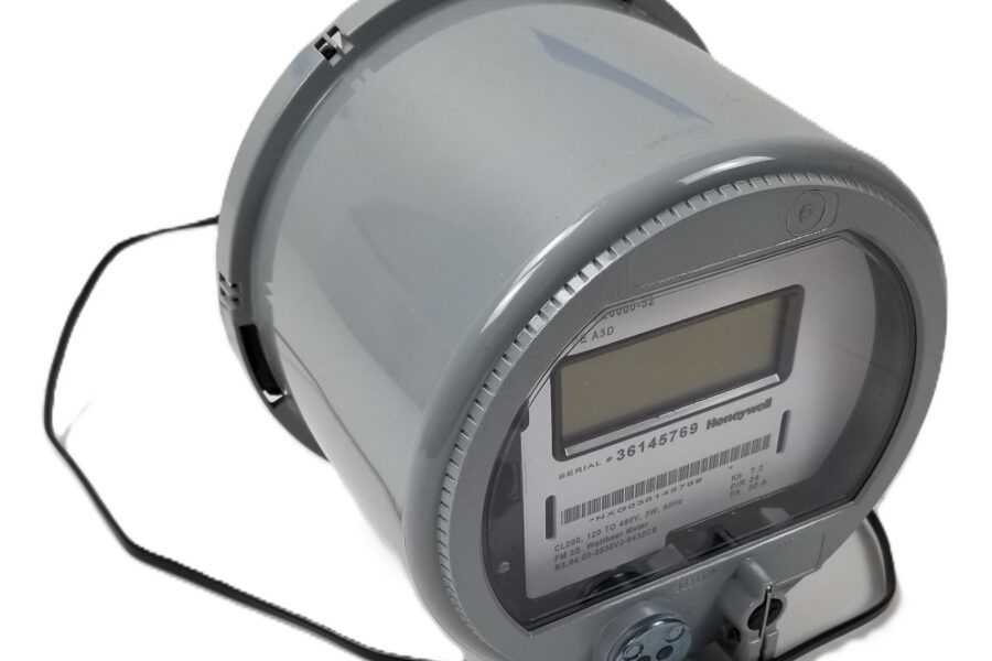 NEW LISTING! FREE SHIPPING! Focus Industries WT-12-100 Weatherproof Transformer 120V 100W Max 12V Output NEW