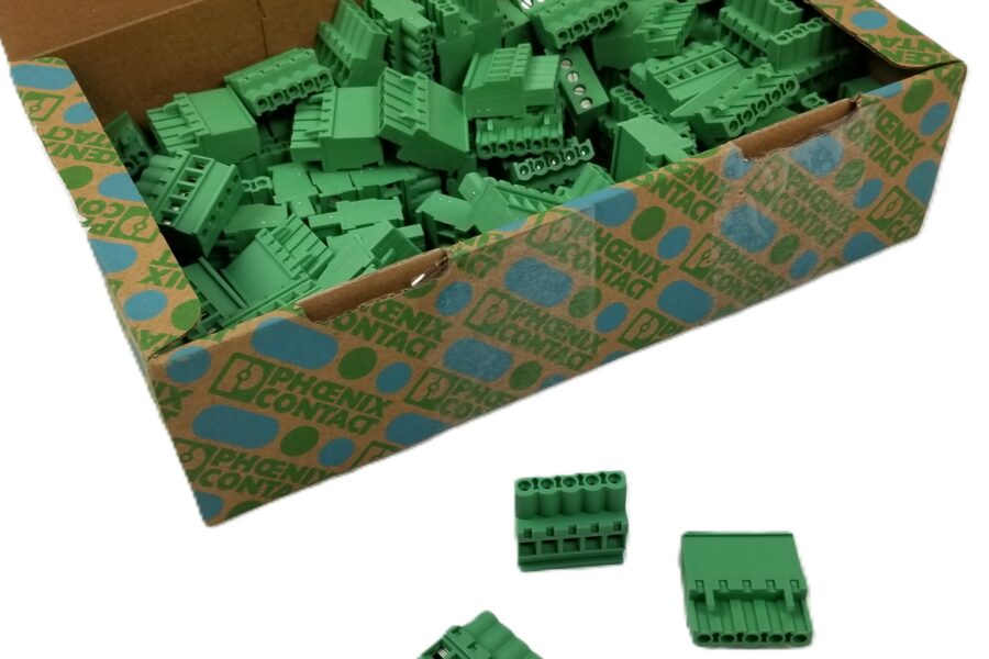 NEW LISTING! FREE SHIPPING! Phoenix Contact MVSTBW 2,5/ 5-ST PCB Connector 12A 320V 12-24 AWG NEW
