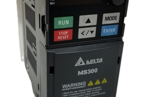 NEW LISTING! FREE SHIPPING! Delta VFD2A7MS43ANSAA MS300 VFD AC Drive 1HP 460V 3Phase Variable Freq Drive NEW